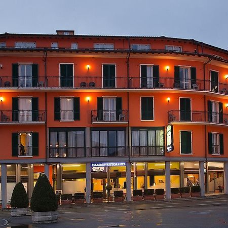 Hotel Residence Dei Fiori Baveno Exteriör bild